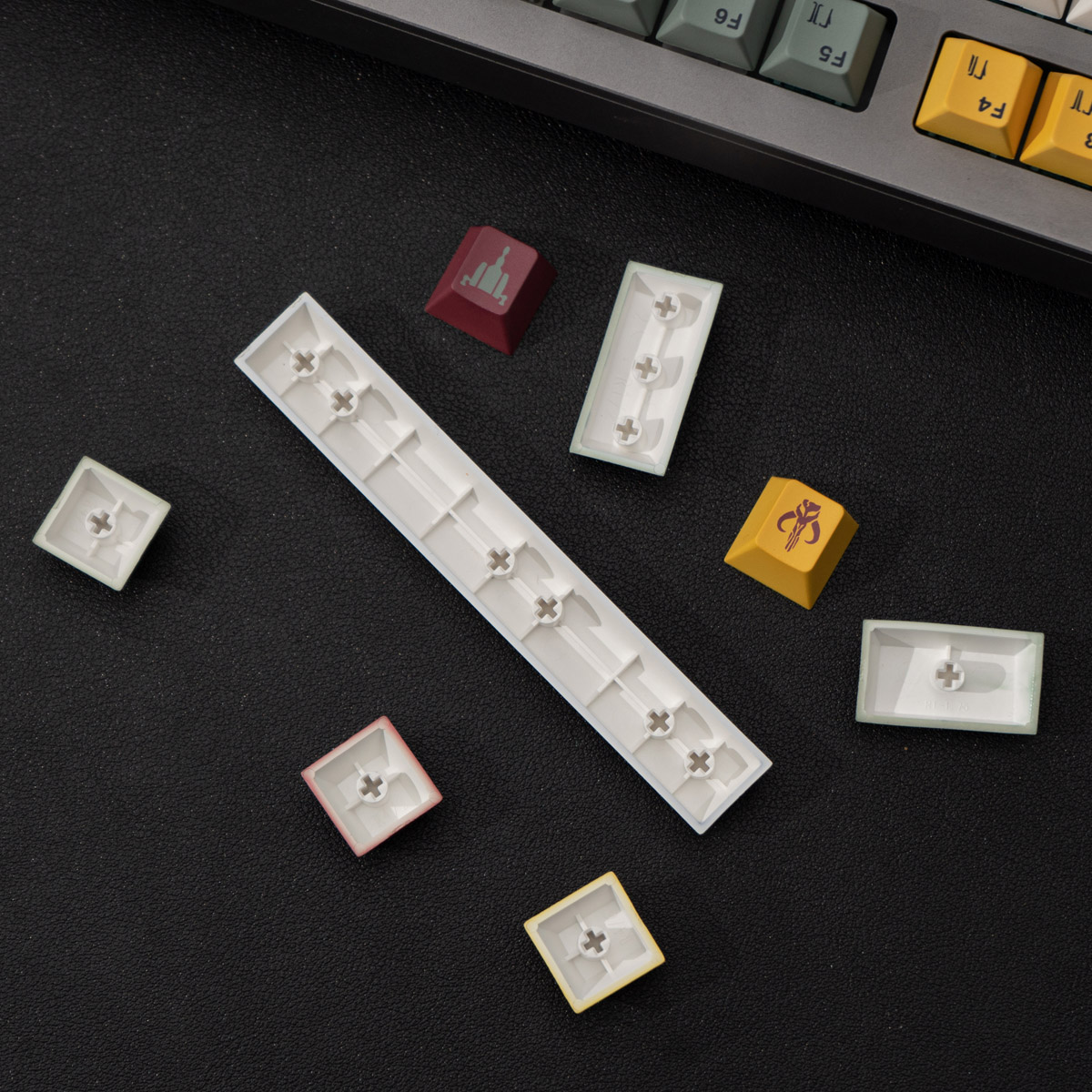 StarWars Boba Fett-GMK Inspired PBT Keycap Set